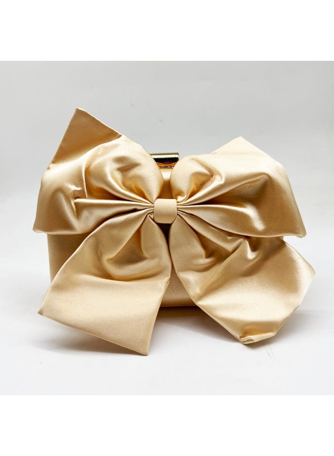 She satin bow Clutch - Image 2